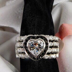 Ladies Lauren G. Adams Ring - Heart shaped